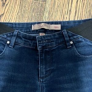 Paige skyline maternity jeans 25